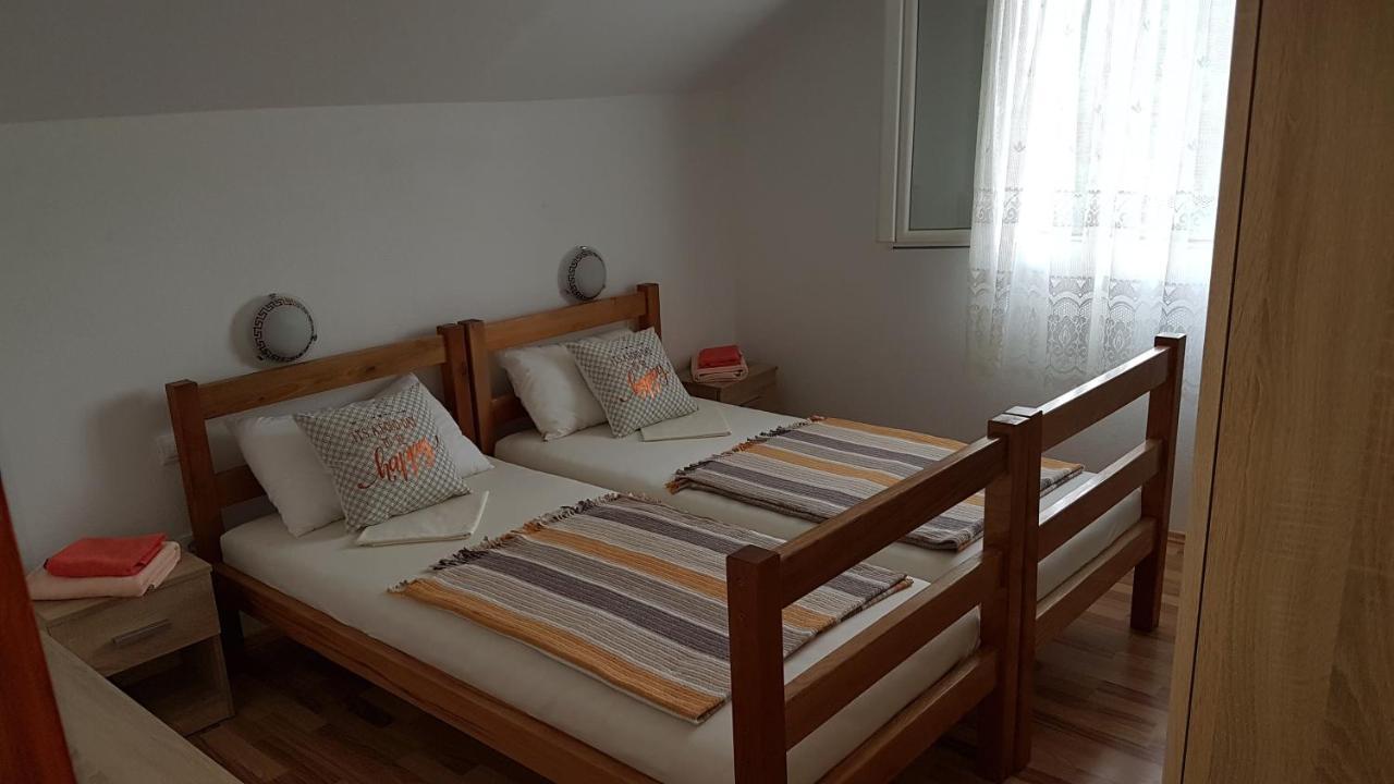 Apartman Vojaline Milna (Brac) Exterior foto