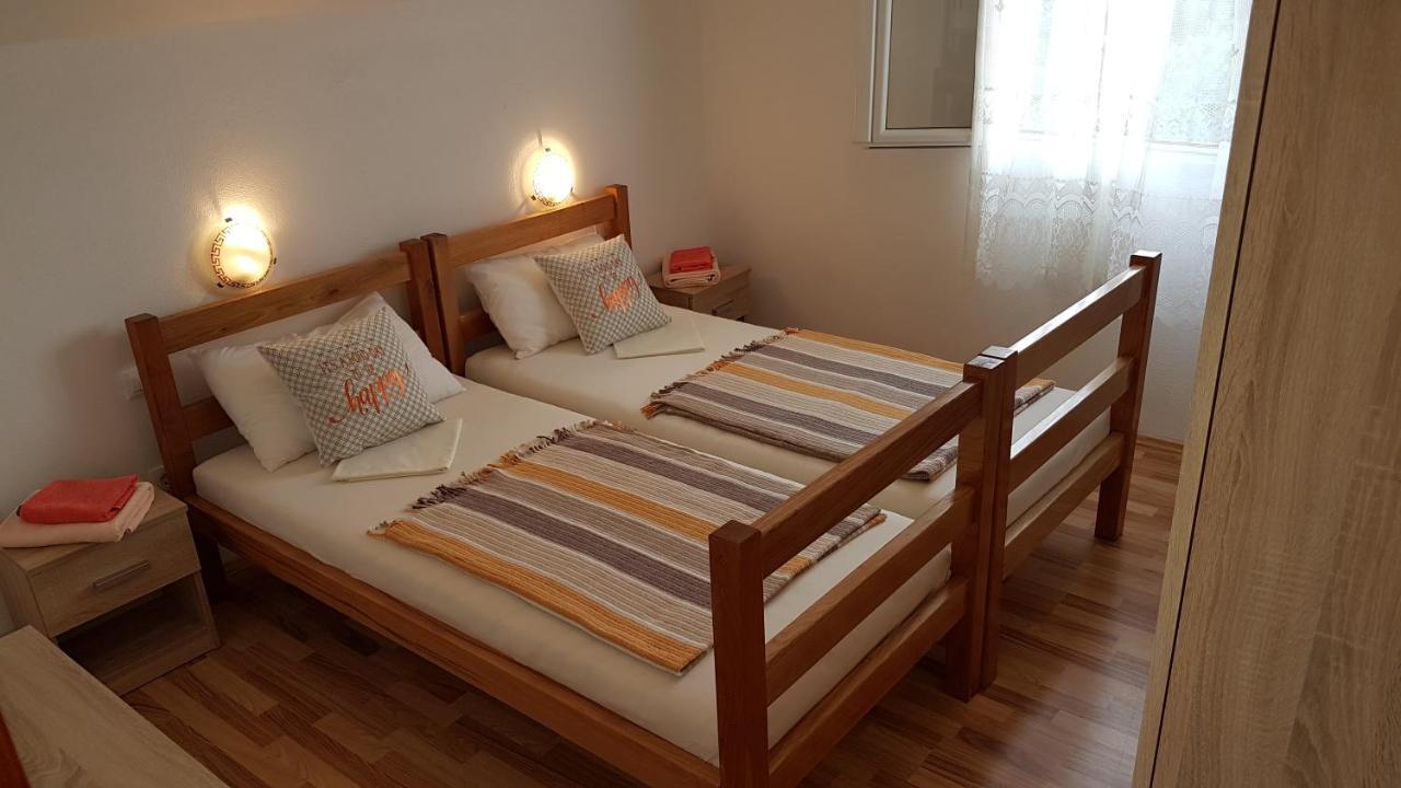 Apartman Vojaline Milna (Brac) Exterior foto
